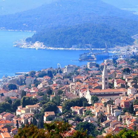 And With Parking Space 3* Mali Losinj