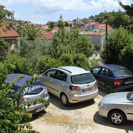 Διαμέρισμα And With Parking Space Mali Lošinj