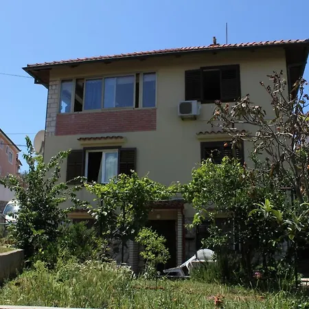 And With Parking Space Mali Losinj