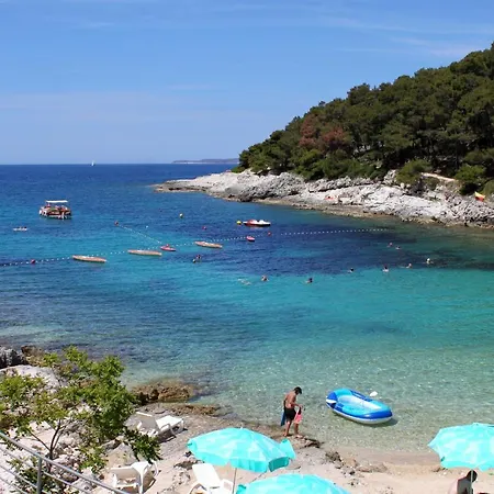And With Parking Space Apartamento Mali Lošinj